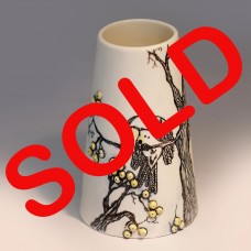 FINCHES FEASTING POT 2 FINCHES FEASTING POT 2