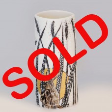 SMALL HARES IN THE MOONLIGHT POT 1 SMALL HARES IN THE MOONLIGHT POT 1